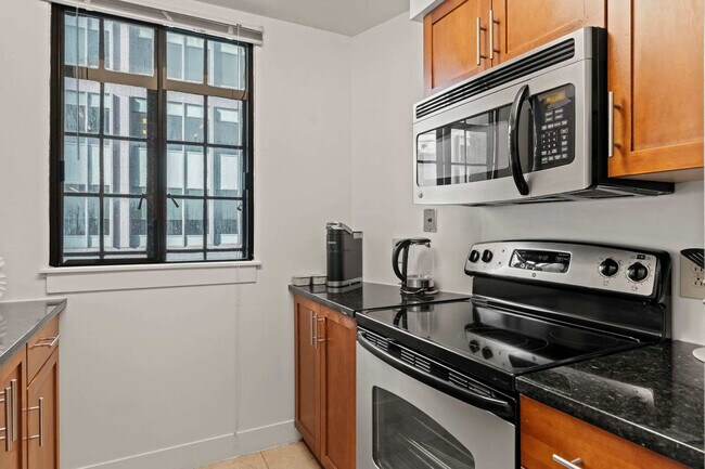 Building Photo - 111-23 N 15th St