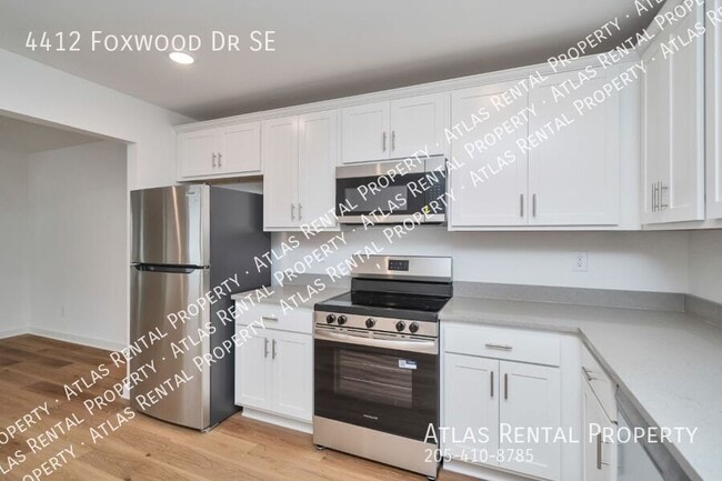 Building Photo - 4412 Foxwood Dr SE