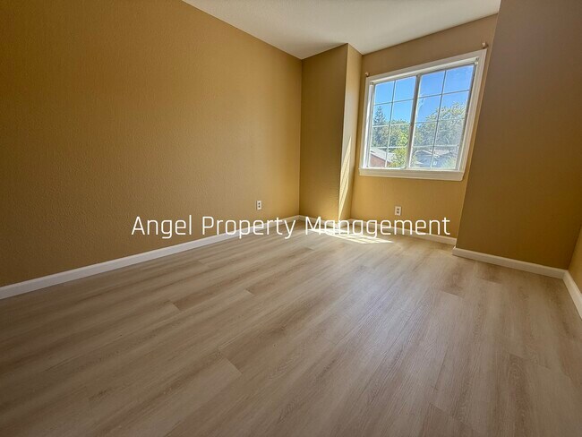 Building Photo - 7769 Heathston Ct