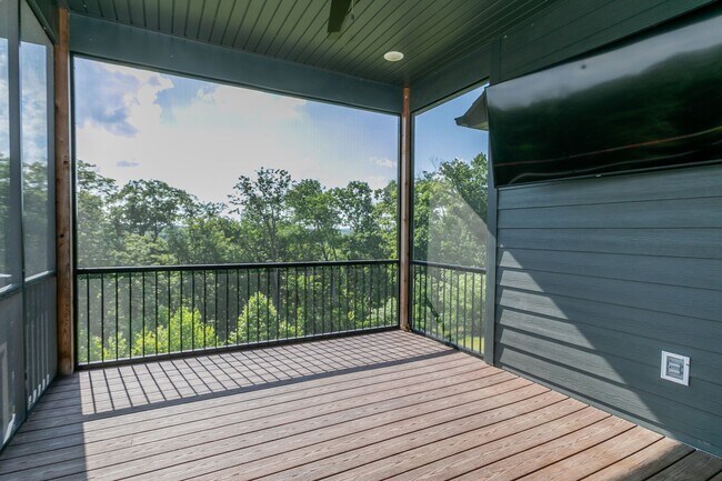 Building Photo - Luxury Breckenridge Park Home