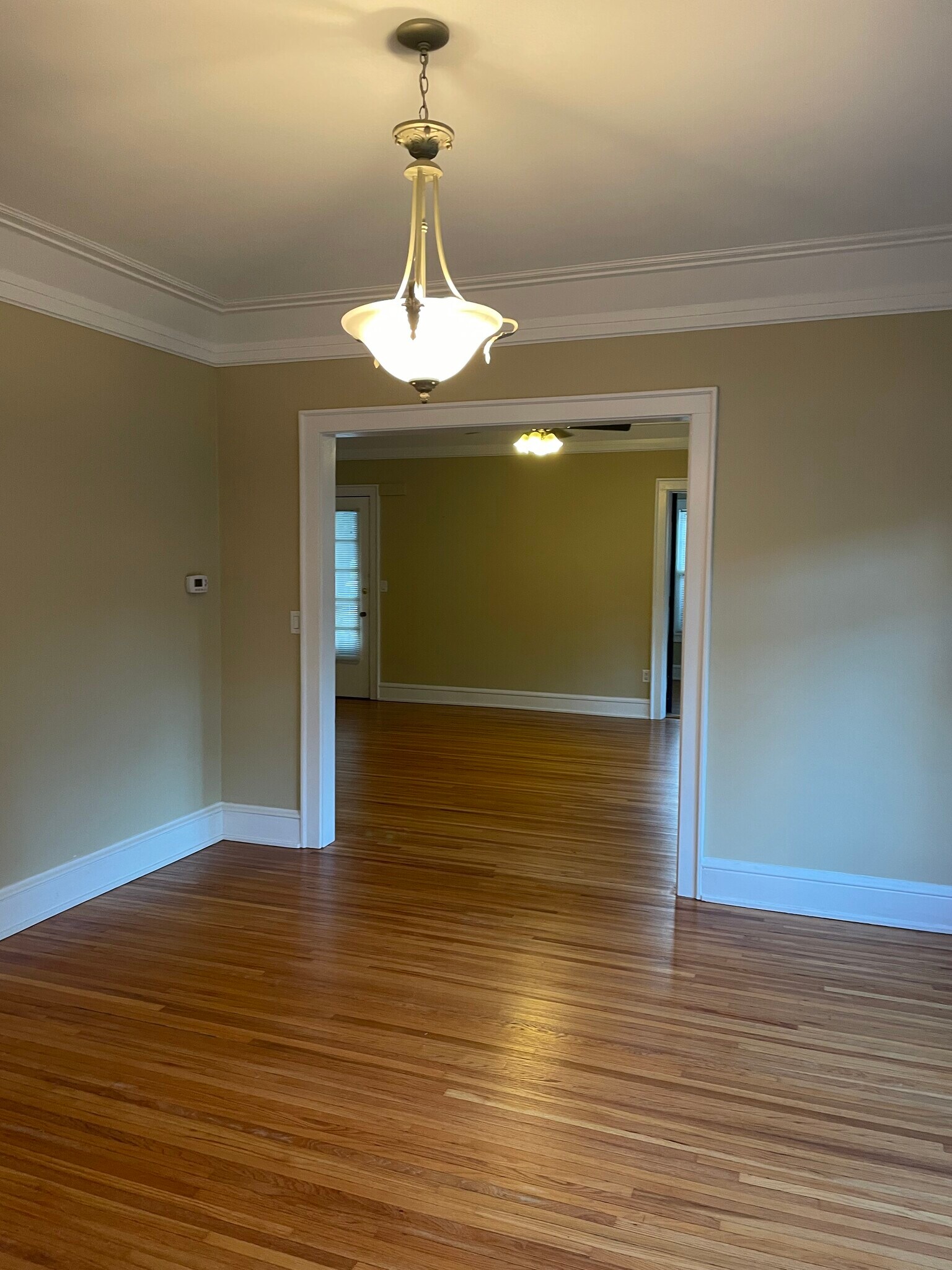 1st living/dining room - 2523 LeClaire St