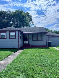 Building Photo - 2 Bedroom Home for Rent!