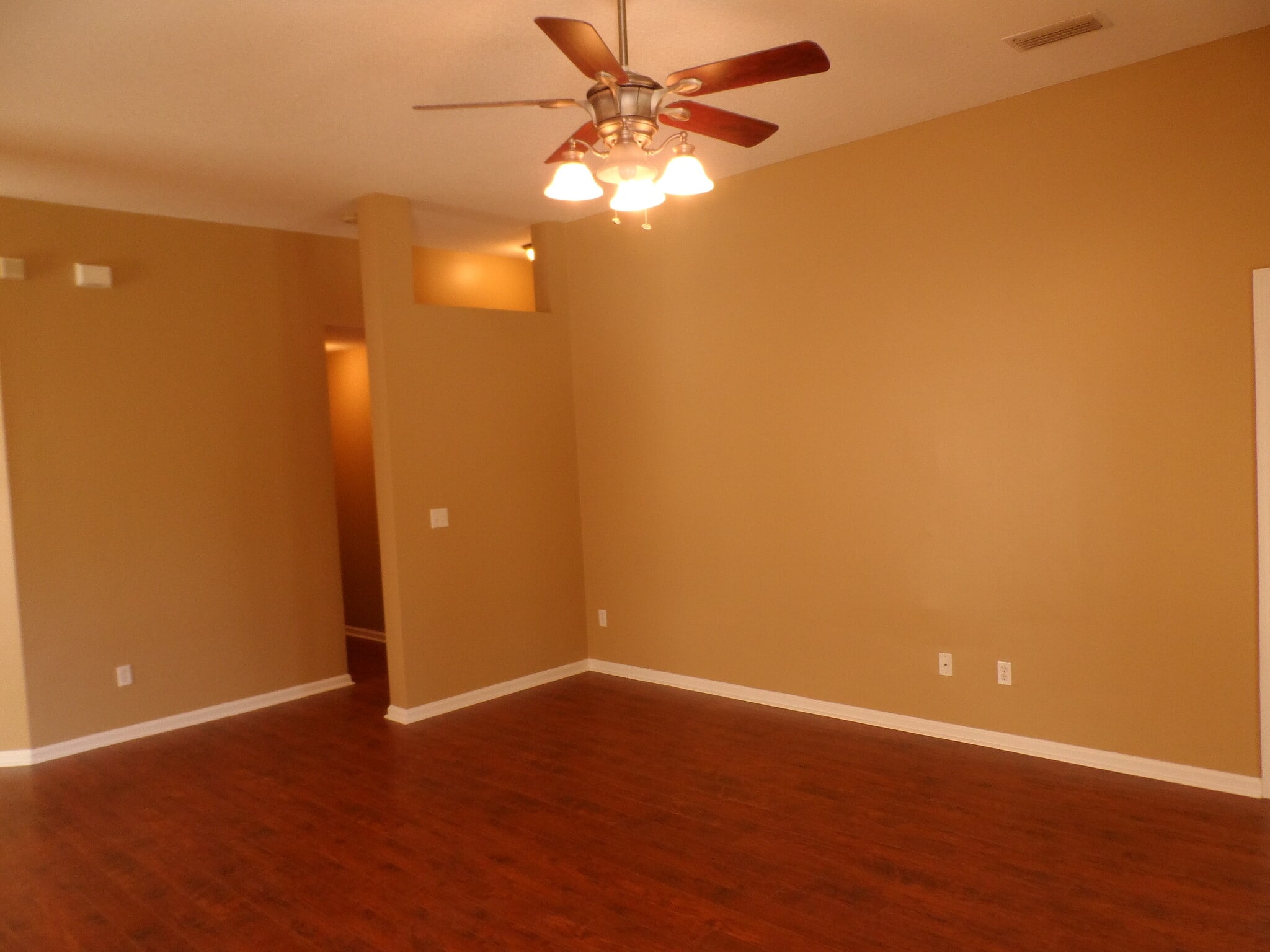 Building Photo - 979 Steeple Chase Ln