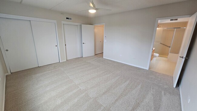 Building Photo - 675 Pearson St