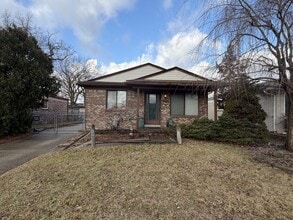 Building Photo - 27741 Delton St