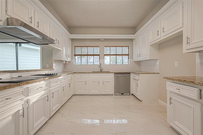 Building Photo - 3127 Ashfield Dr