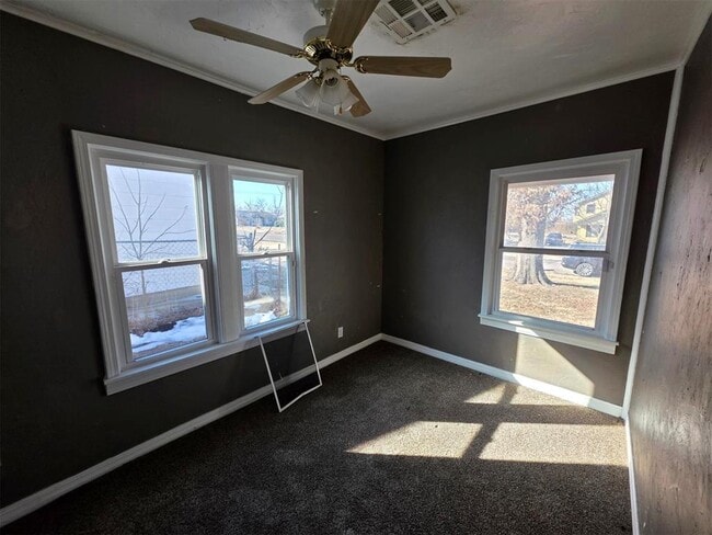 Building Photo - 1517 N Park Ave