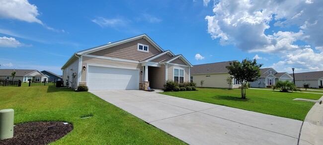 Building Photo - 1072 Caprisia Lp