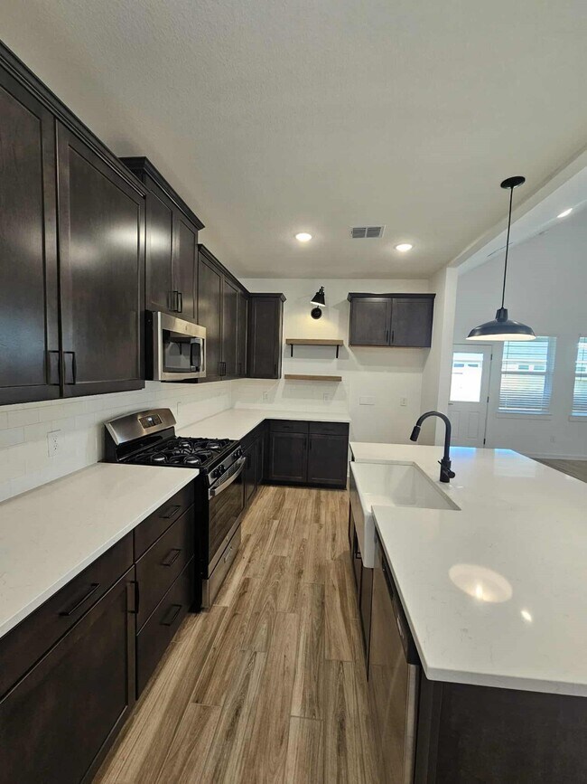 Building Photo - 8419 Tranquil Bay Ct