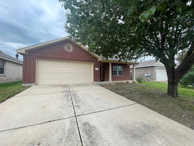 Building Photo - 2305 Bakers Way