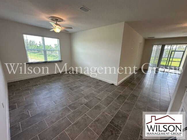 Building Photo - 484 Shadow Gorge Wy