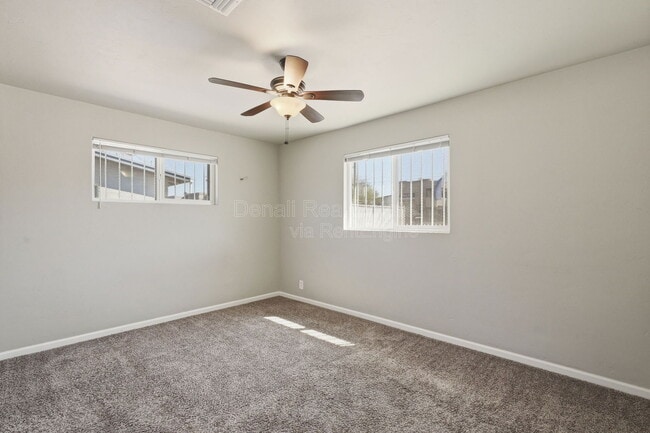 Building Photo - 5113 E Bellevue St