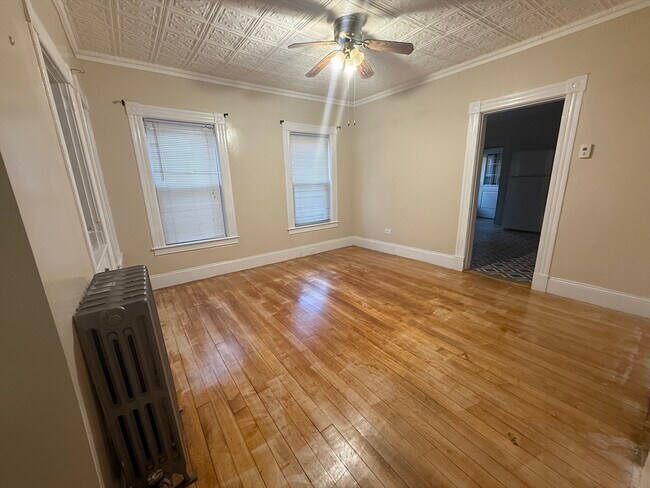 Primary Photo - 32 Manchester St