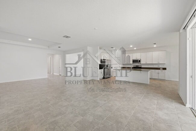 Building Photo - 3048 Country Side Dr