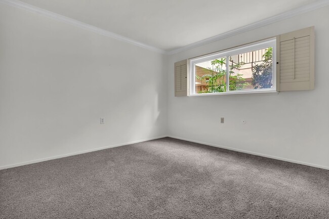 Building Photo - 2370 Via Mariposa W