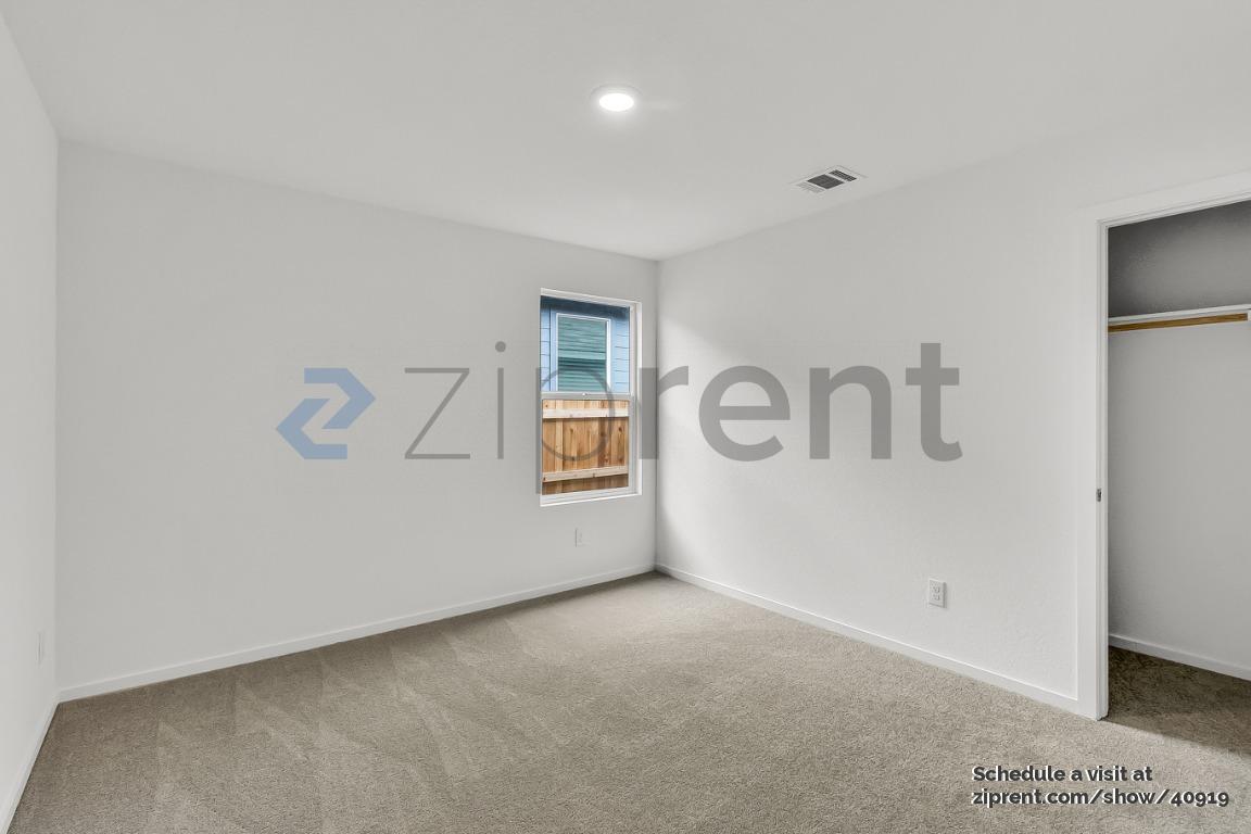 Building Photo - 6163 Bayberry Brk