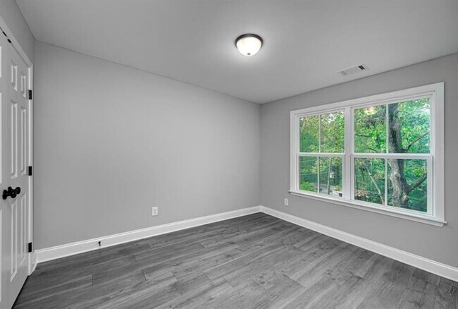 Building Photo - 6290 Akins Way