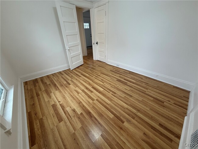 Building Photo - 2817 Milton Ave