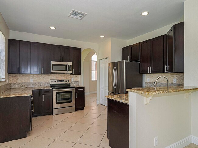 Building Photo - 5605 Spanish River Rd