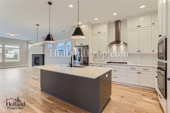 Building Photo - Charming 3-Bedroom Retreat in Quiet Beaverton Neighborhood