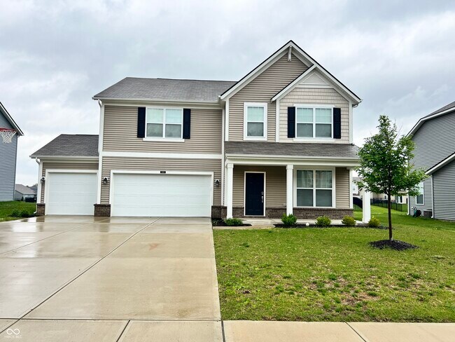 Building Photo - 5656 Grosbeak Dr