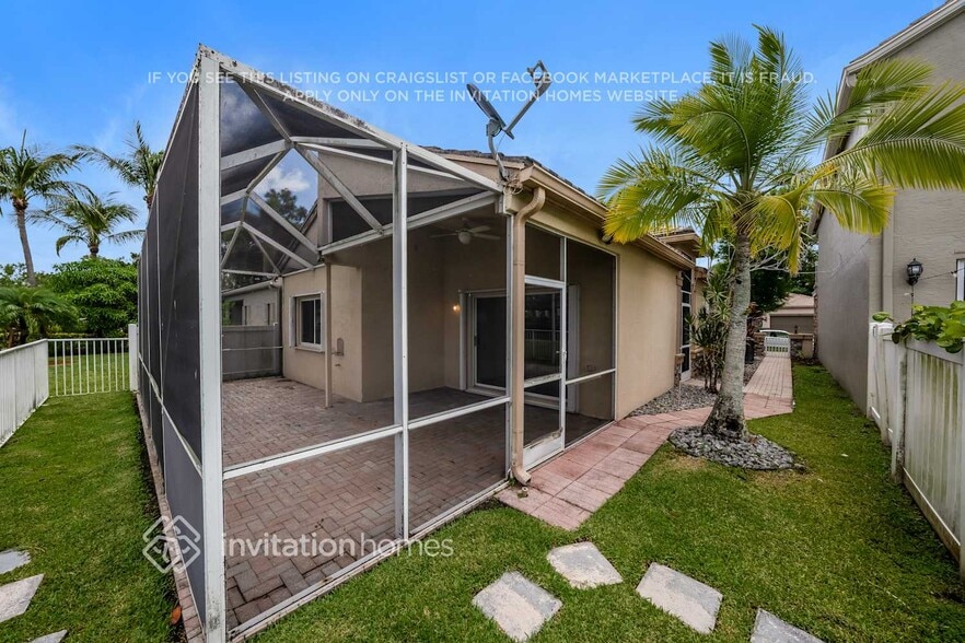 Building Photo - 5785 Raceway Rd