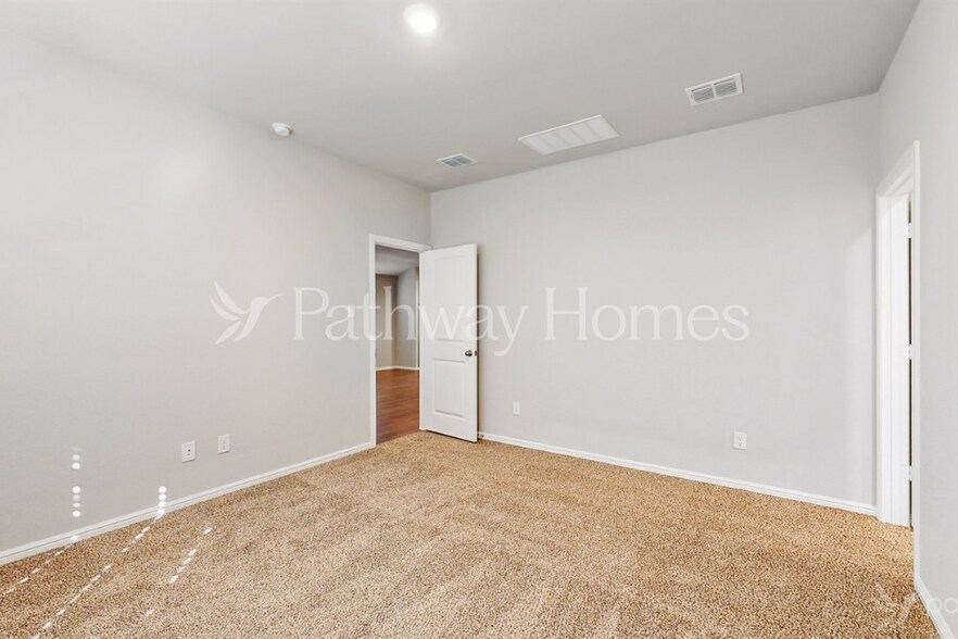 Building Photo - 1616 Gatesville Ct