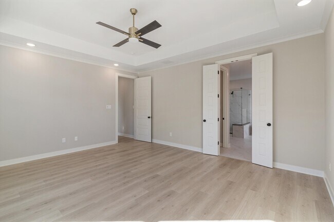 Building Photo - 531 Laurel Pk Dr