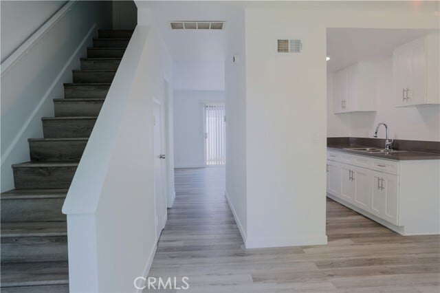 Building Photo - 2709 S Baker St