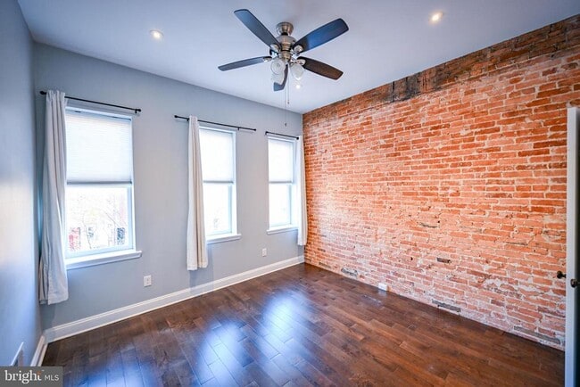 Building Photo - 3013 Elliott St