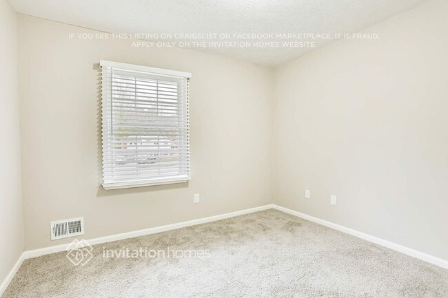 Building Photo - 3370 Creekway Dr