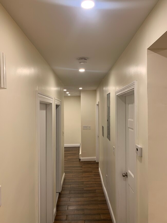 Hallway - 19 Carmen St