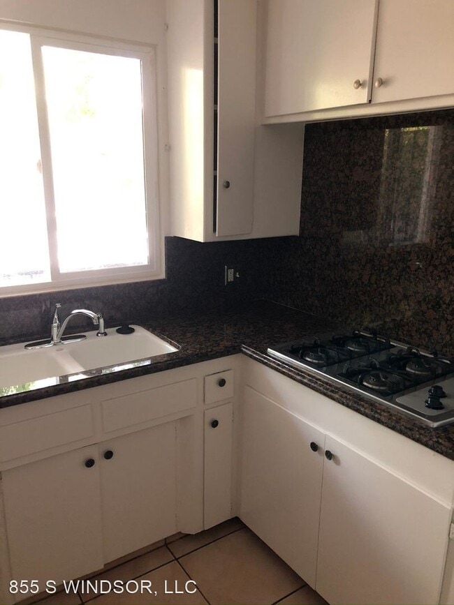 Building Photo - 855 S Windsor Blvd