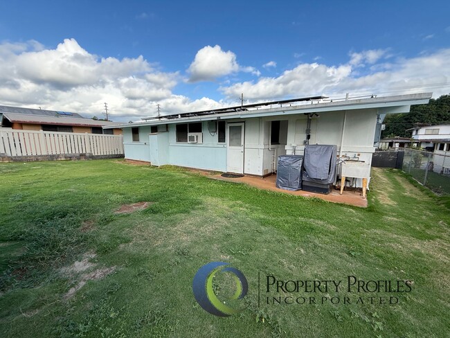 Building Photo - Waipio Acres 4 Bedroom 1 Bath House with P...