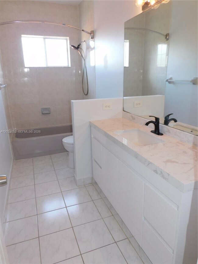 Building Photo - 15002 SW 161st Pl