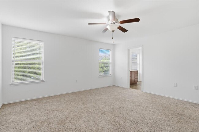 Building Photo - 11200 Drumellan St