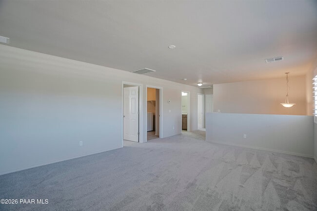 Building Photo - 6755 N Double Tree Rd