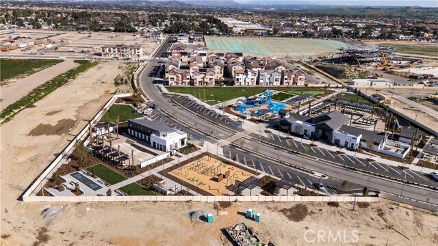 Building Photo - 12985 Royale Dr