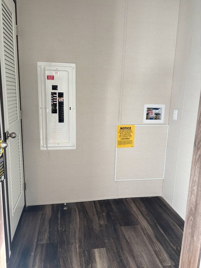 Building Photo - 4708 Gibson Rd