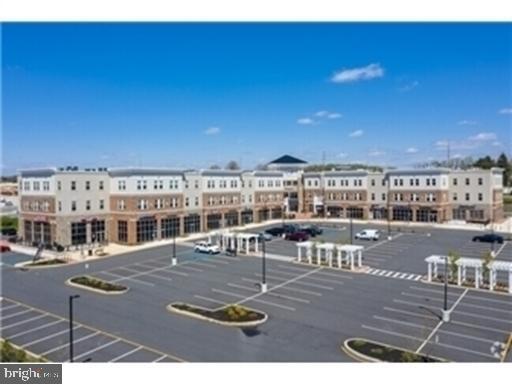 Building Photo - 700 Pony Ln