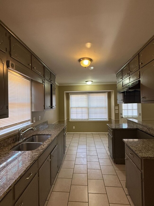 Building Photo - Spacious 3-Bedroom, 2-Bath Home in the Heart of Birmingham!