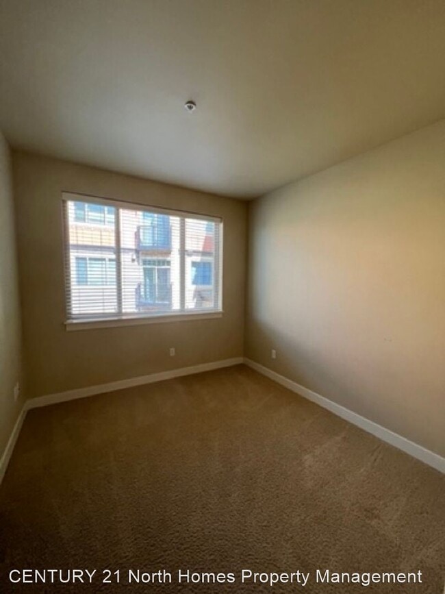 Building Photo - 2 br, 2 bath House - 15700 116th Ave NE #312