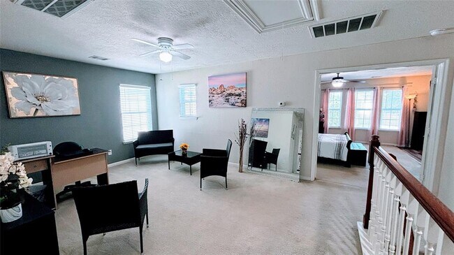 Building Photo - 2911 Ribbon Creek Way