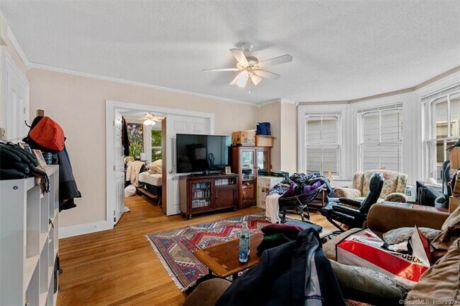 Building Photo - 300 Humphrey St