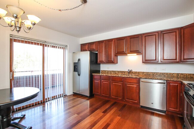 Building Photo - 3545 N Pulaski Rd