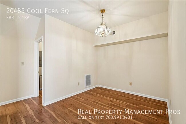 Building Photo - 20485 Cool Fern Square