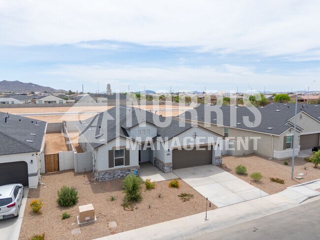 Building Photo - Beautiful Almost Brand New Home