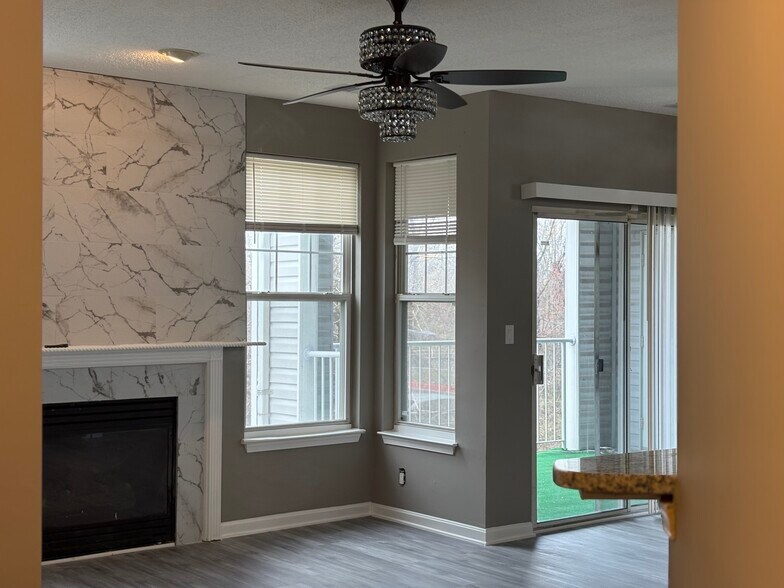 Building Photo - 7416 Hindon Cir