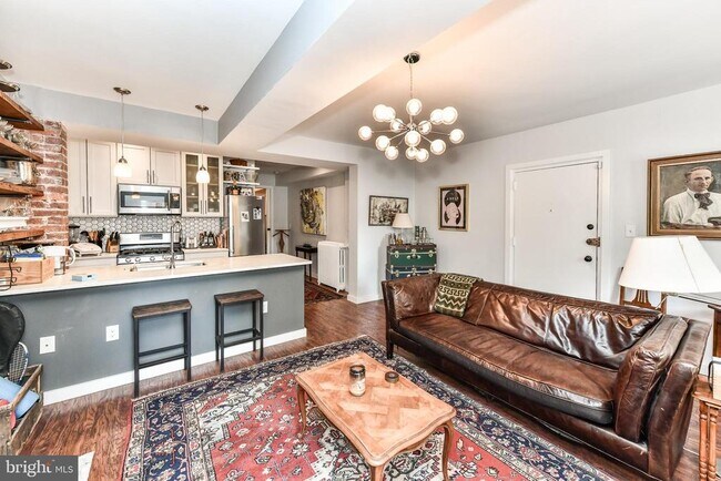 Building Photo - 1863 Kalorama Rd NW