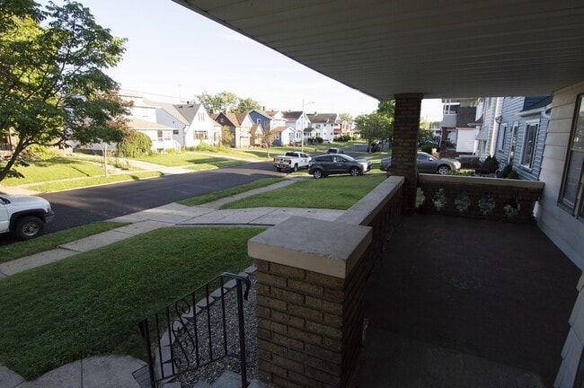Primary Photo - 3574 W 147th St
